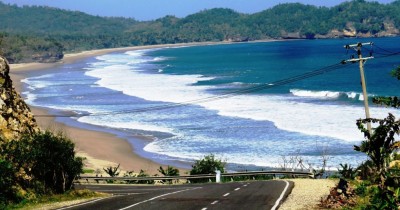 Pantai Soge : Harga Tiket, Foto, Lokasi, Fasilitas dan Spot