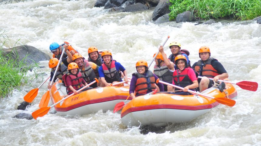 Kasembon Rafting : Harga Tiket, Foto, Lokasi, Fasilitas dan Spot