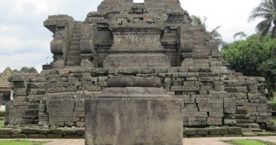 Candi Jago : Harga Tiket, Foto, Lokasi, Fasilitas dan Spot