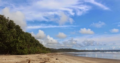 Pantai Trianggulasi : Harga Tiket, Foto, Lokasi, Fasilitas dan Spot