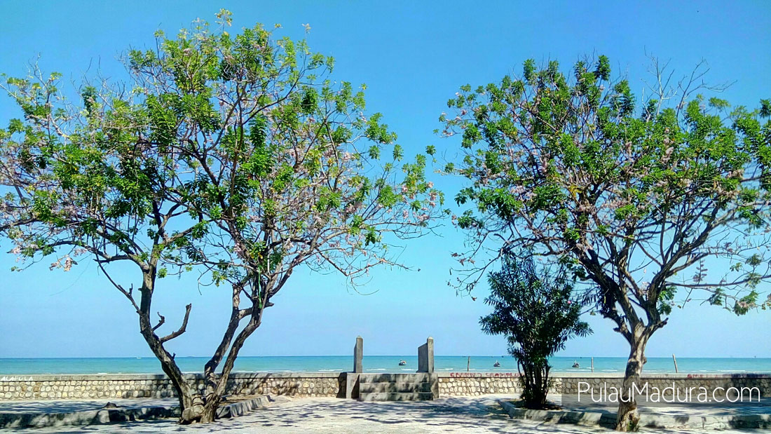 Pantai Camplong : Harga Tiket, Foto, Lokasi, Fasilitas dan Spot
