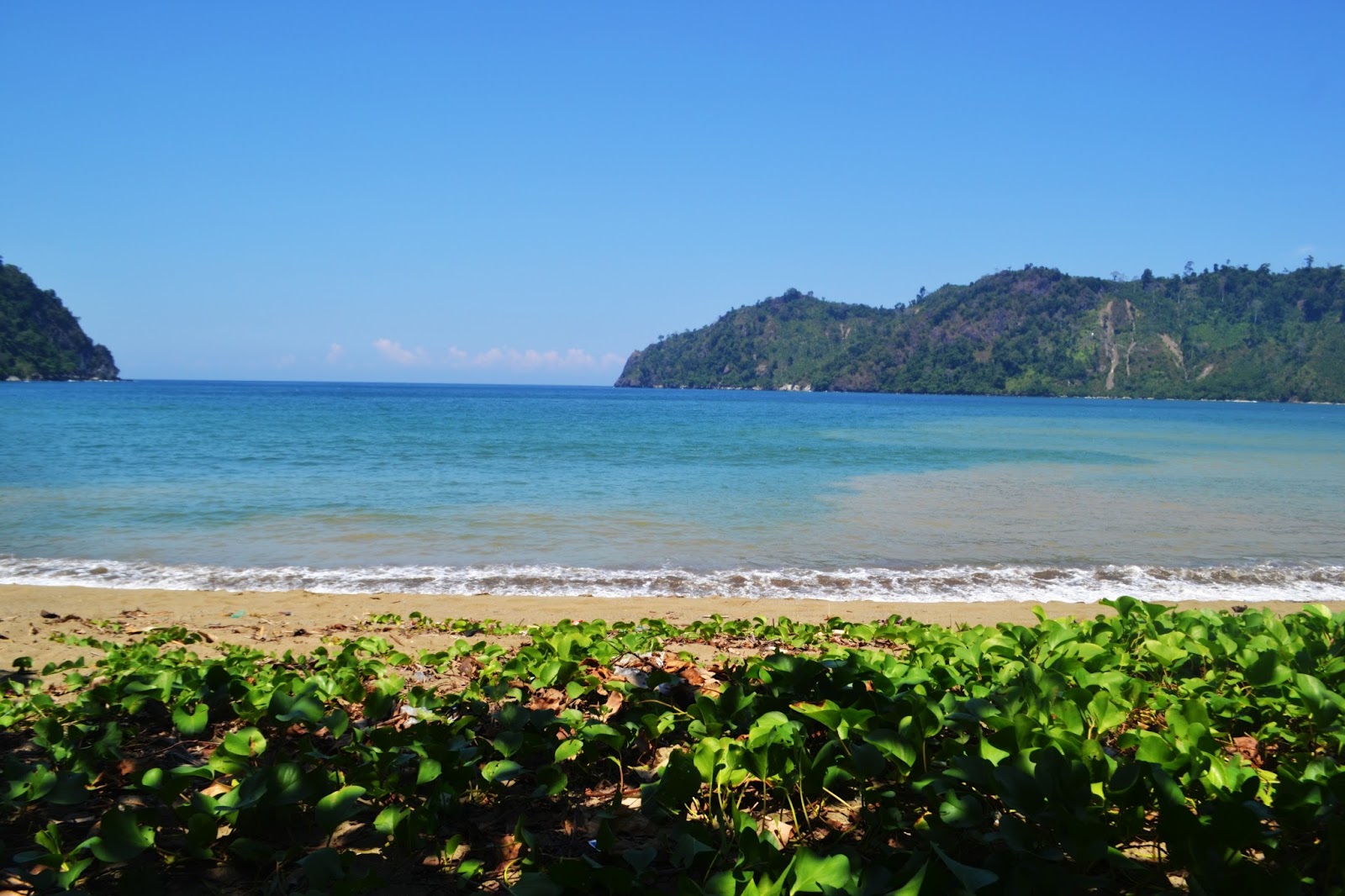 Pantai Sipelot : Harga Tiket, Foto, Lokasi, Fasilitas dan Spot