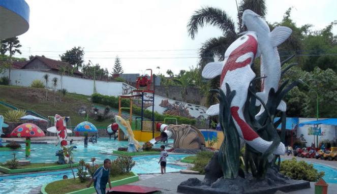 Wisata Sumber Udel Water Park : Harga Tiket, Foto, Lokasi, Fasilitas dan Spot