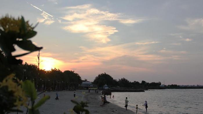 Pantai Delegan, Pantai Indah Dengan Pesona Pasir Putih - Tempat.me