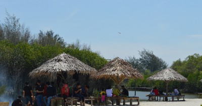 Pantai Mangrove Kampung Nipah : Harga Tiket, Foto, Lokasi, Fasilitas dan Spot