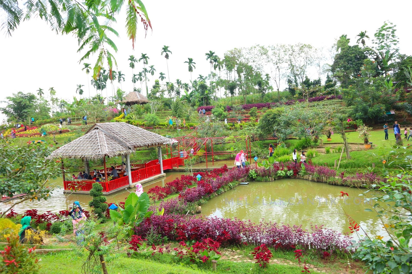 Taman Le Hu Garden Medan : Harga Tiket, Foto, Lokasi, Fasilitas dan Spot