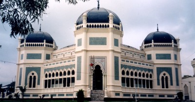 Masjid Raya Medan : Harga Tiket, Foto, Lokasi, Fasilitas dan Spot