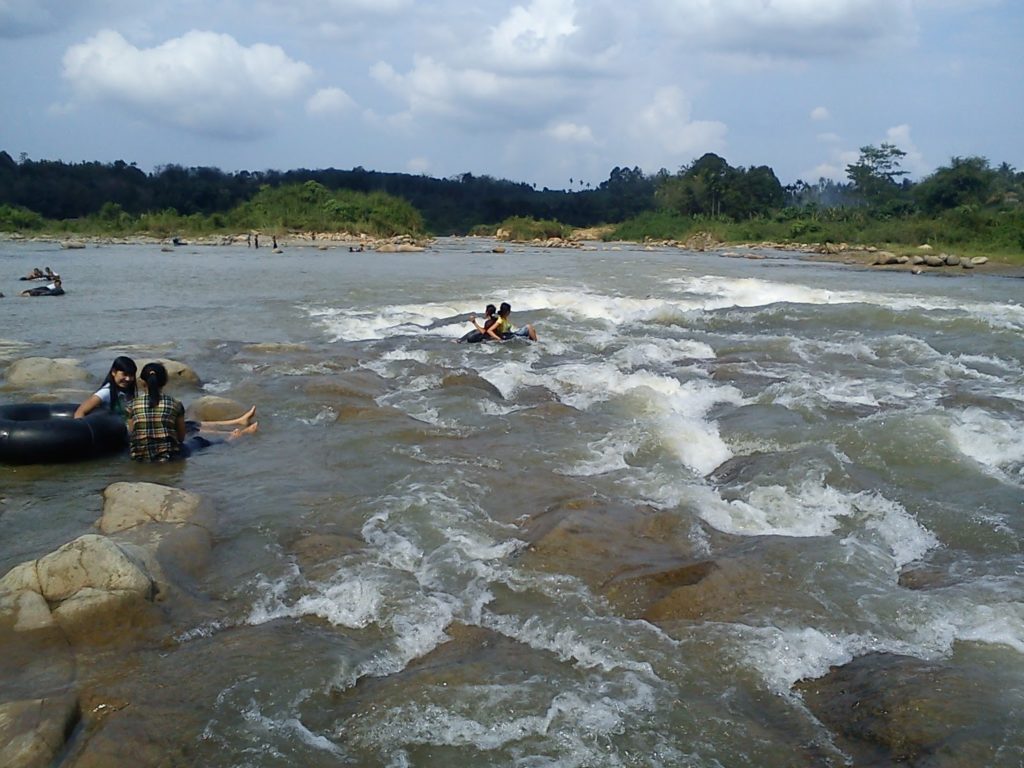 Pantai Salju : Harga Tiket, Foto, Lokasi, Fasilitas dan Spot