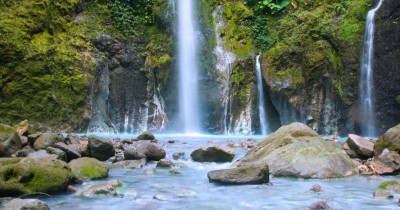 Air Terjun Dua Warna Sibolangit : Harga Tiket, Foto, Lokasi, Fasilitas dan Spot