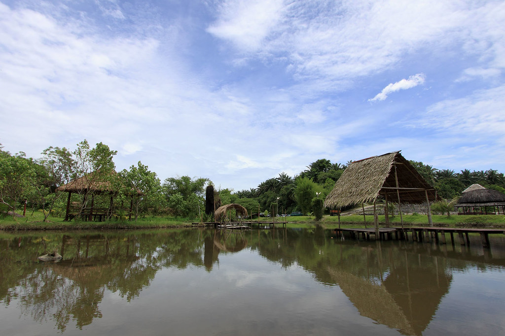 Kampung Ladang, Wisata Alam nan Indah dengan Keseruan