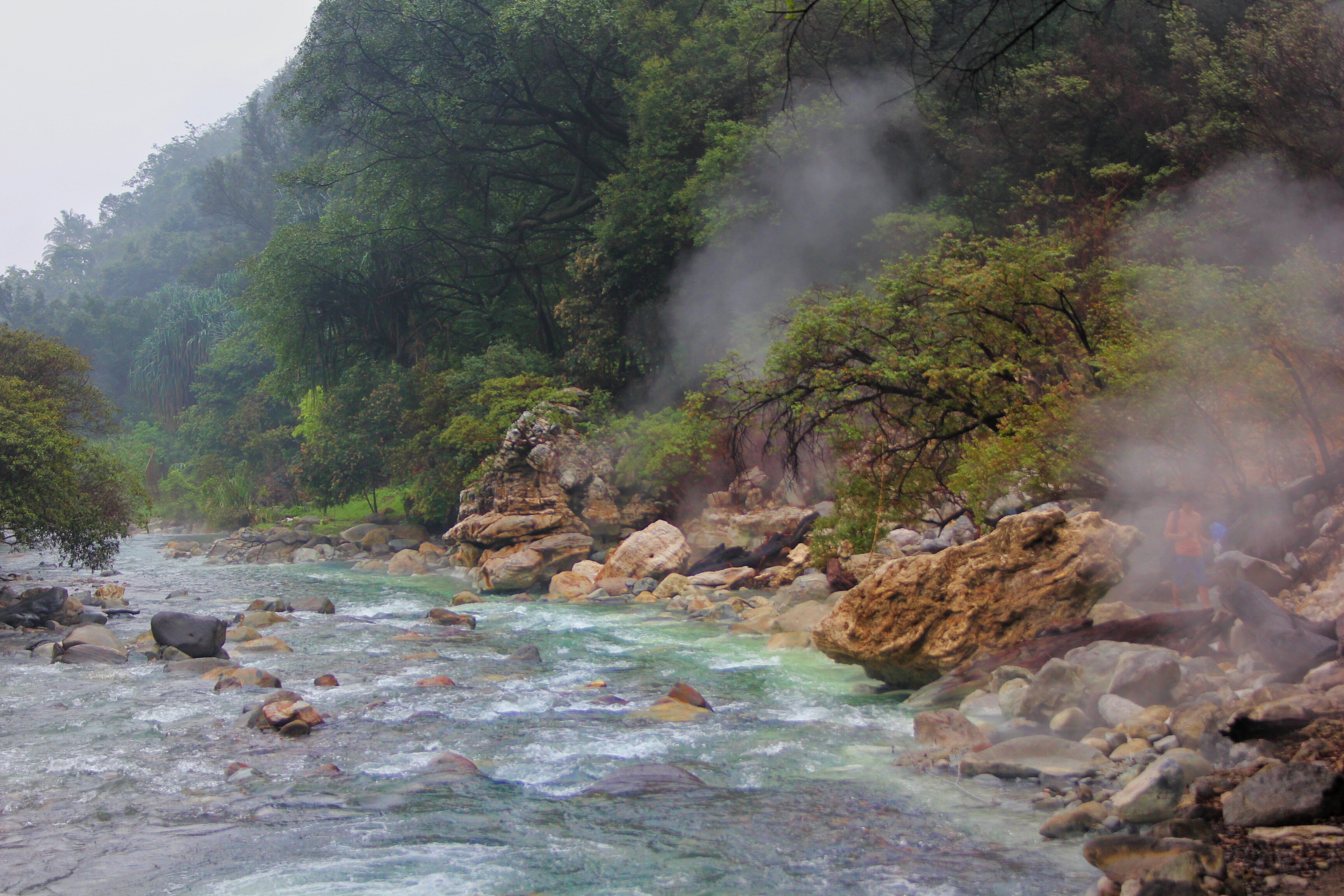 Sungai Dua Rasa di Sibolangit : Harga Tiket, Foto, Lokasi, Fasilitas dan Spot