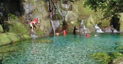 Air Terjun Pelaruga : Harga Tiket, Foto, Lokasi, Fasilitas dan Spot