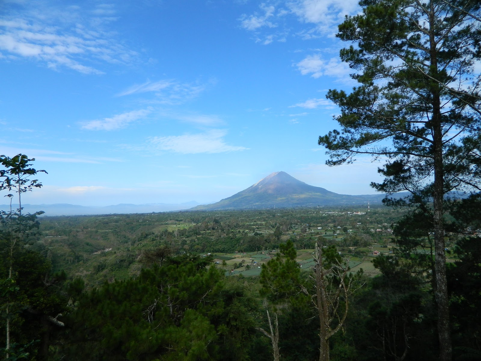 Bukit Gundaling di Berastagi : Harga Tiket, Foto, Lokasi, Fasilitas dan Spot