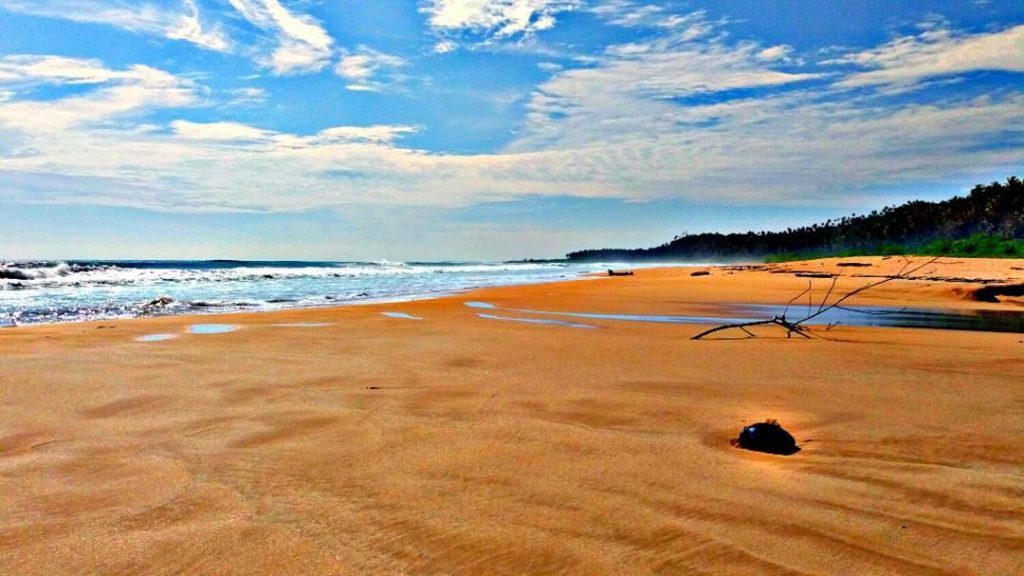 Pantai Gawu Soyo : Harga Tiket, Foto, Lokasi, Fasilitas dan Spot