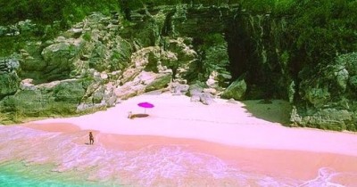 Pantai Tiga Warna : Harga Tiket, Foto, Lokasi, Fasilitas dan Spot
