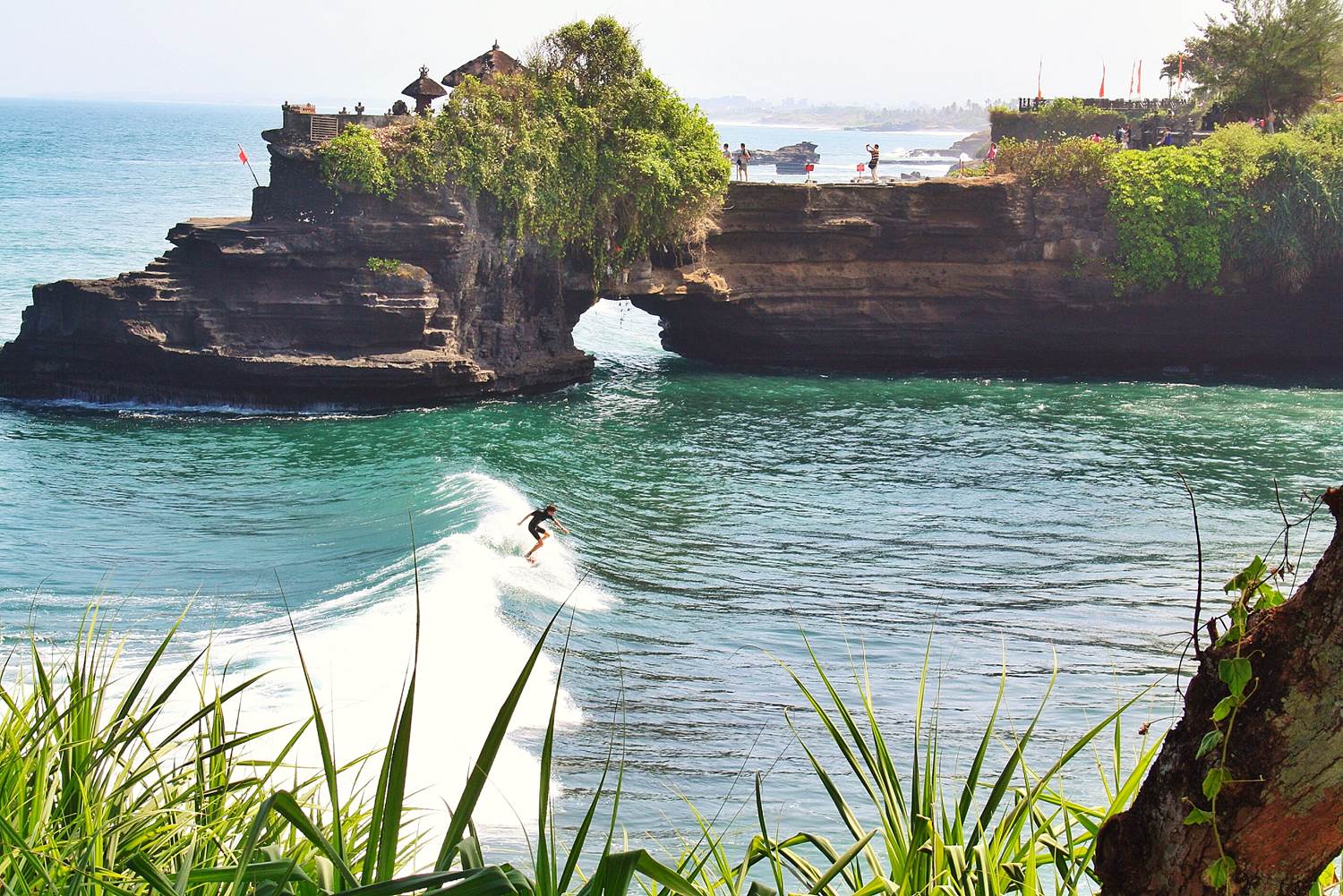 Pura Batu Bolong : Harga Tiket, Foto, Lokasi, Fasilitas dan Spot