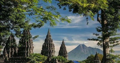 Candi Prambanan : Harga Tiket, Foto, Lokasi, Fasilitas dan Spot