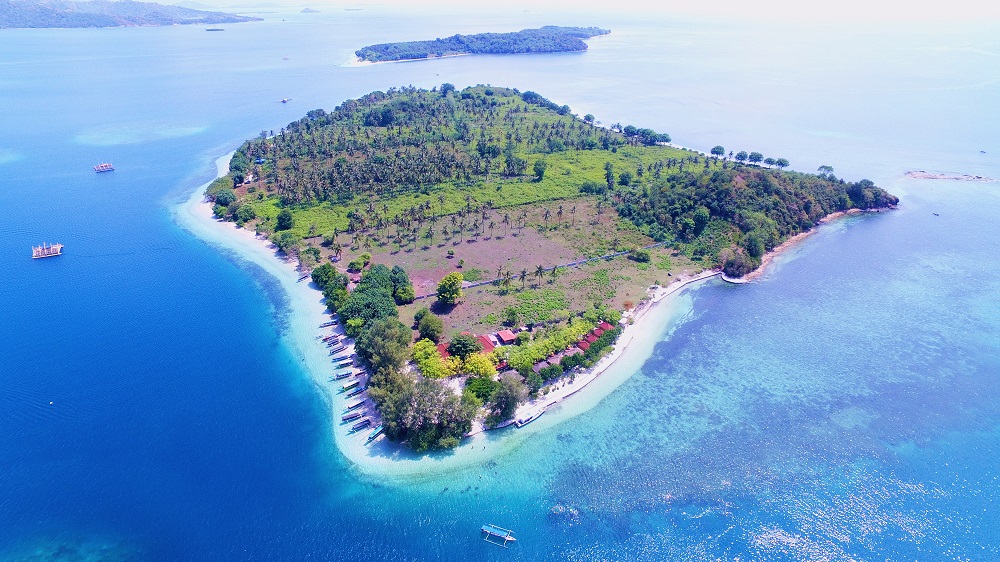 Gili Sudak : Harga Tiket, Foto, Lokasi, Fasilitas dan Spot