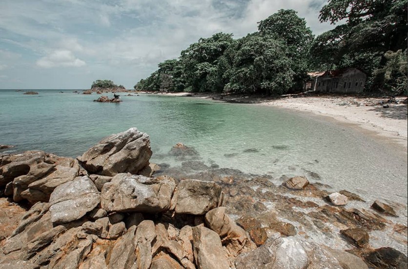 Pulau Jemur : Harga Tiket, Foto, Lokasi, Fasilitas dan Spot