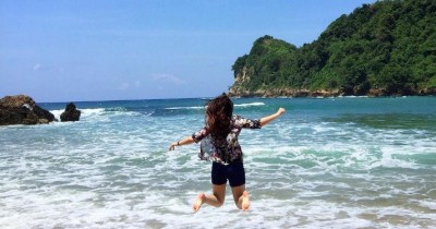 Pantai Pangi : Harga Tiket, Foto, Lokasi, Fasilitas dan Spot