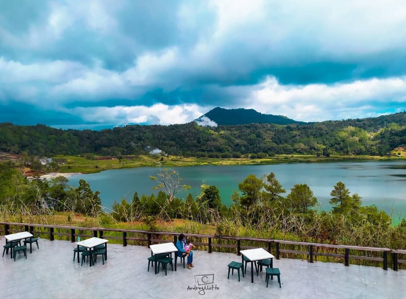 Danau Linow di Sulawesi Selatan : Harga Tiket, Foto, Lokasi, Fasilitas dan Spot