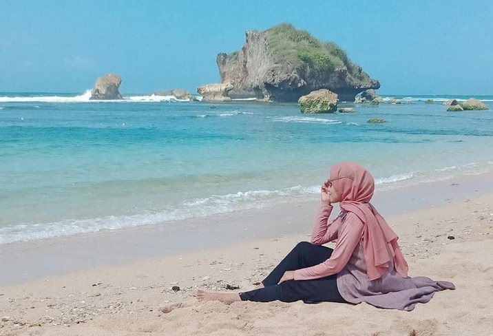 Pantai Ngandong : Harga Tiket, Foto, Lokasi, Fasilitas dan Spot