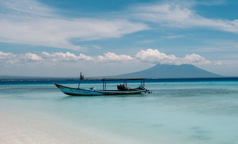 Pulau Tabuhan di Banyuwangi : Harga Tiket, Foto, Lokasi, Fasilitas dan Spot