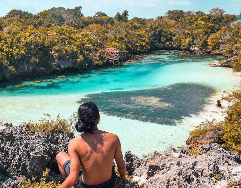 Danau Waikuri di NTT : Harga Tiket, Foto, Lokasi, Fasilitas dan Spot