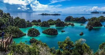 Pulau Kepulauan Raja Ampat : Harga Tiket, Foto, Lokasi, Fasilitas dan Spot