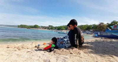 Pantai Rancabuaya di Garut : Harga Tiket, Foto, Lokasi, Fasilitas dan Spot