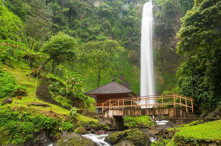 9 Tempat Wisata di Cimahi Terbaru, Hits dan HTM nya Murah