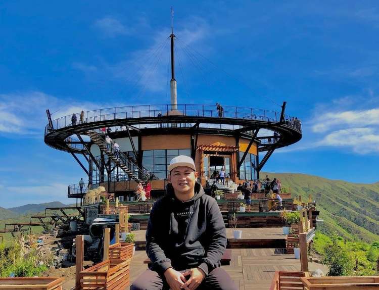 Bromo Hillside: Paket Wisata, Harga Menu Terbaru & Jam Buka