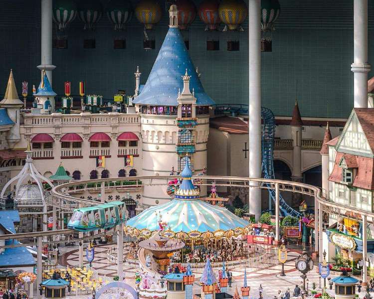 Lotte World: Destinasi Wajib Saat Liburan Ke Korea Selatan