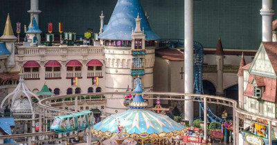 Lotte World: Destinasi Wajib Saat Liburan Ke Korea Selatan