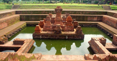 Candi Tikus Mojokerto: Daya Tarik, HTM & Jam Buka