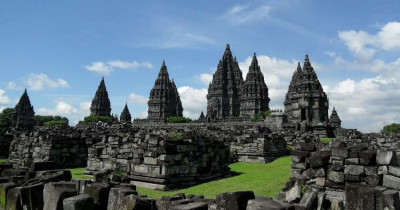 Candi Roro Jonggrang: Info Wisata, HTM & Rute/Lokasi