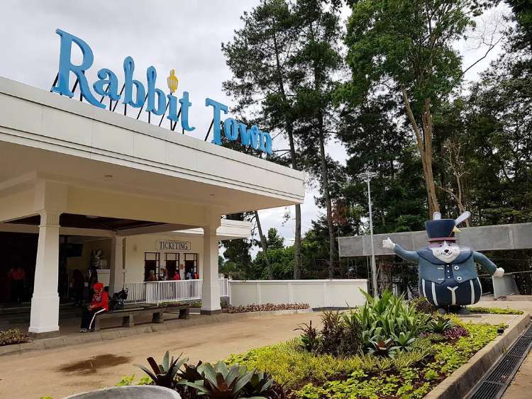 Rabbit Town Bandung: Daya Tarik, Lokasi, dan Jam Buka