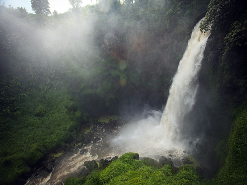 Air Terjun Telun Berasap