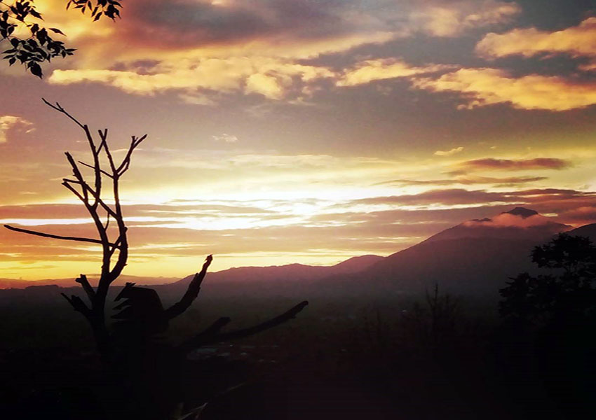 Gunung Burni Telong