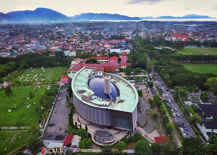 Museum Tsunami Aceh