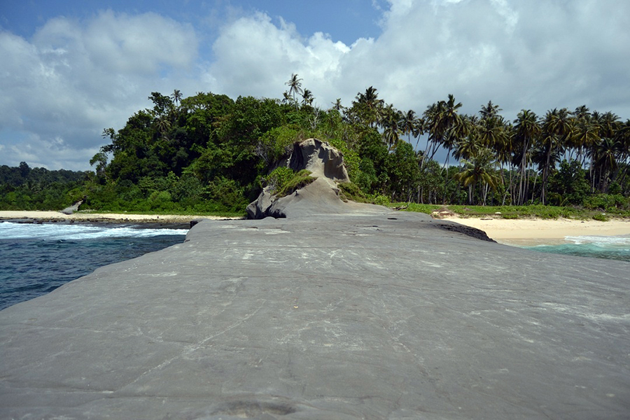 Pantai Batu Alafan