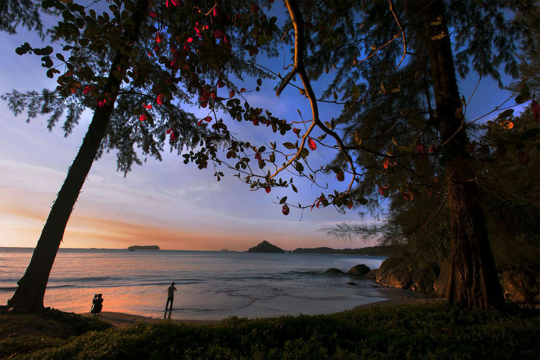 Pantai Lhok Geulumpang