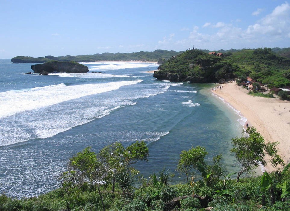 pantai sundak 