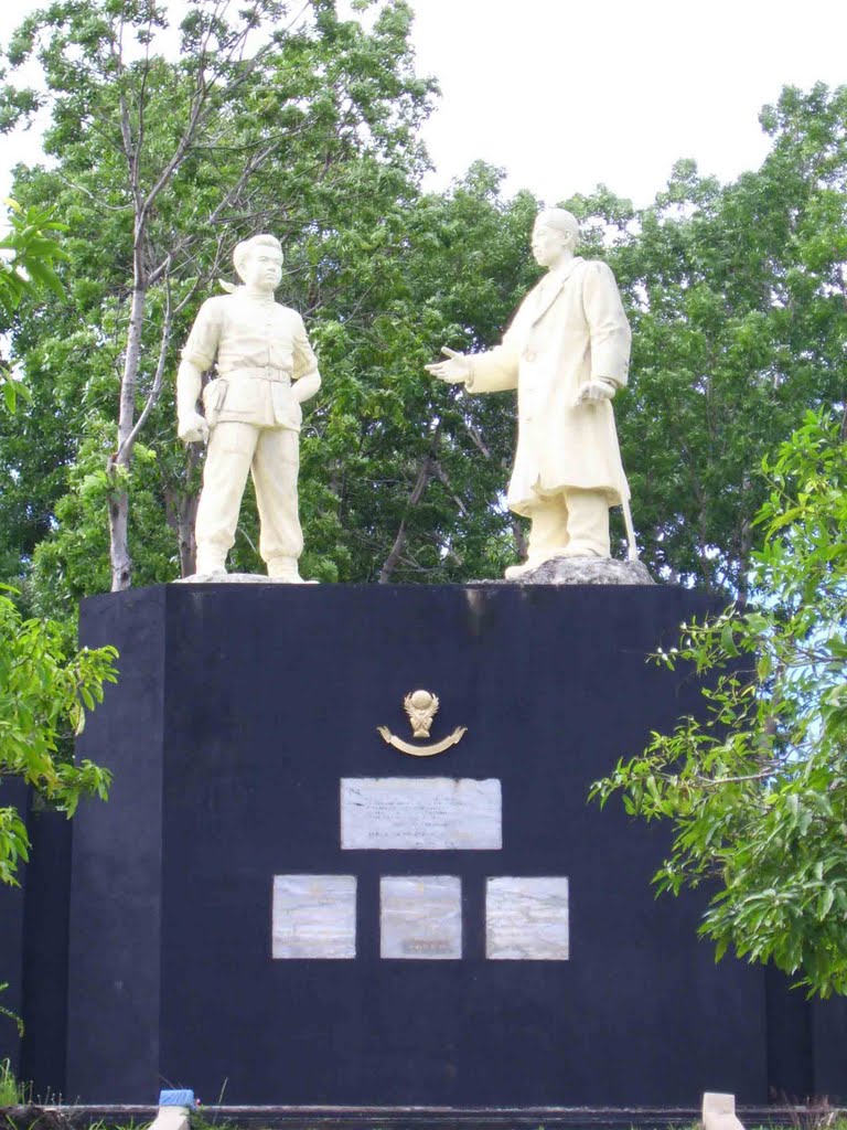 Monumen Tumpak Rinjing Berwisata Sambil Mengenang Jasa Para Pahlawan Tempat Me