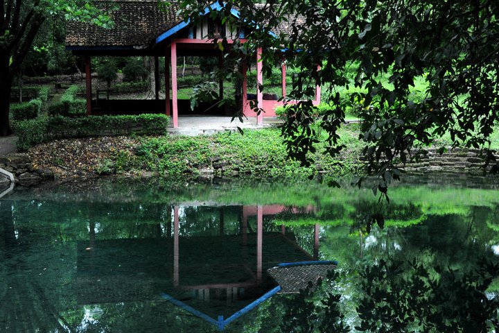 Taman Wisata Tawun, Berwisata Sambil Bermain Air Tempat.me