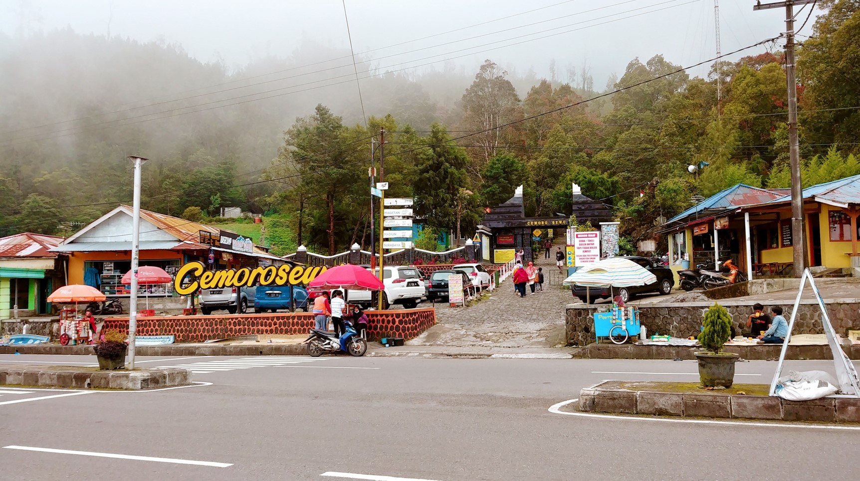 Tempat Wisata Cemoro Sewu