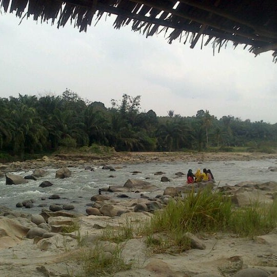 Pantai Salju, Wisata Alam Unik nan Indah yang Tidak Boleh