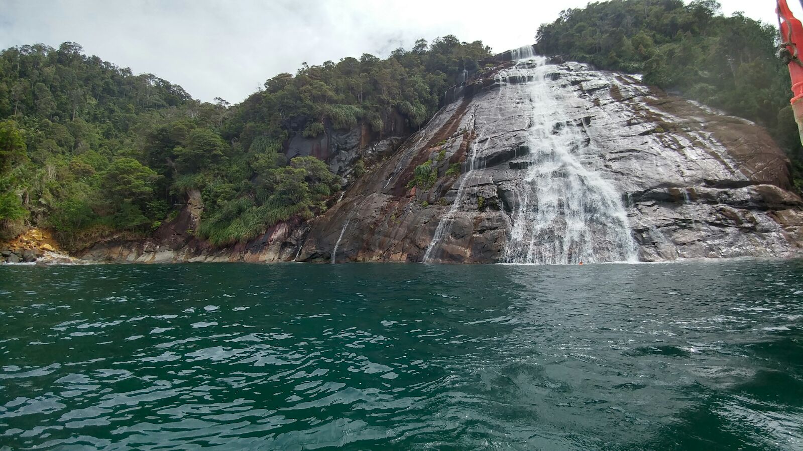 Pulau Mursala Keindahan Pulau Yang Unik