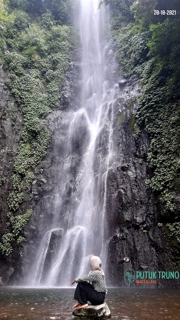 Air Terjun Putuk Truno di Pasuruan