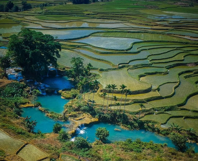 Air Terjun Waikelo Sawah